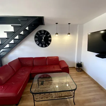 Apartament Przy Ratuszu Апартаменты *